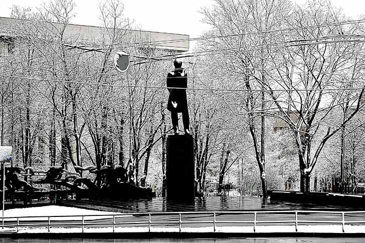 Памятник М.Ю.Лермонтову.
Скульптор И.Д.Бродский, 1965